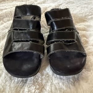 Rialto Black Comfort Sandals